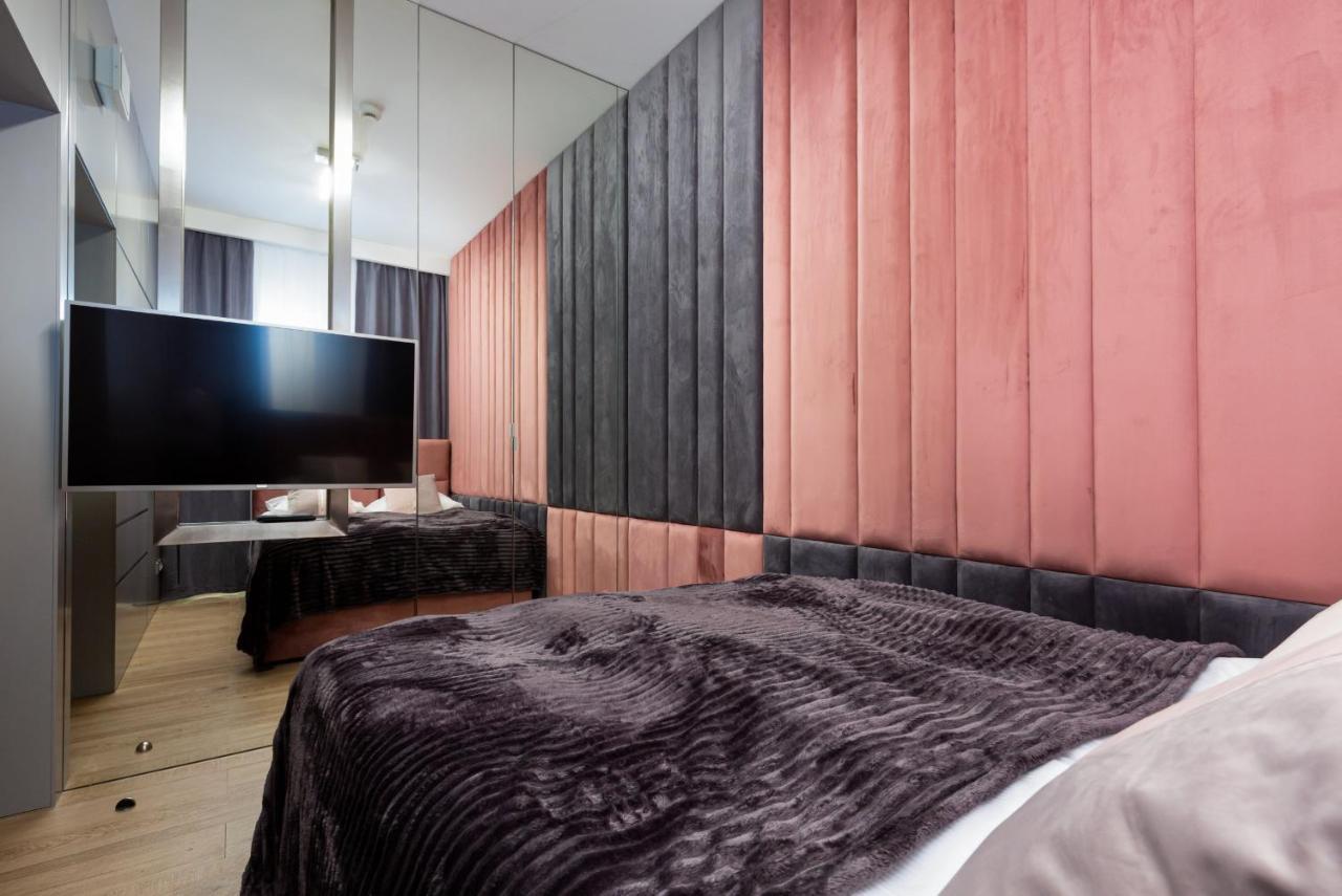 Premium Apartments Business Center By Renters Prestige Warsaw Exterior photo